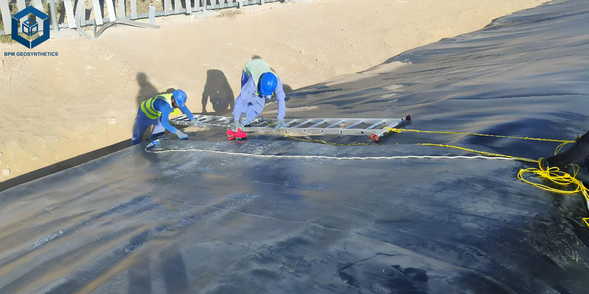Revêtement de décharge pour la protection des eaux souterraines Revêtement de décharge pour la protection des eaux souterraines