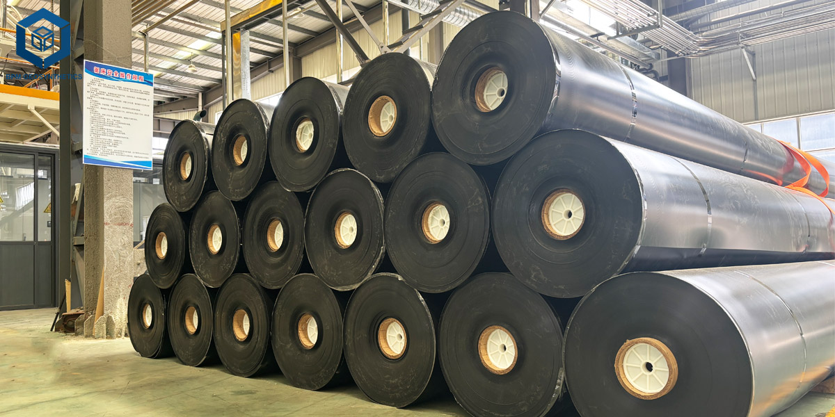 Rouleaux de revêtement de décharge BPM HDPE Rouleaux de revêtement de décharge BPM HDPE