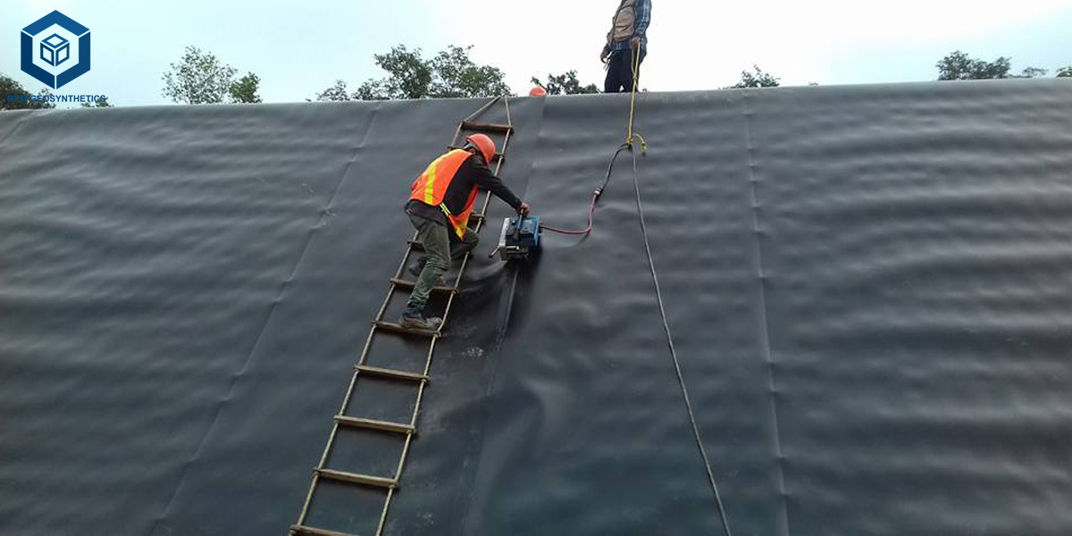 Handheld Hot Air Welder for HDPE and PVC Geomembrane Welding Handheld Hot Air Welder for HDPE and PVC Geomembrane Welding