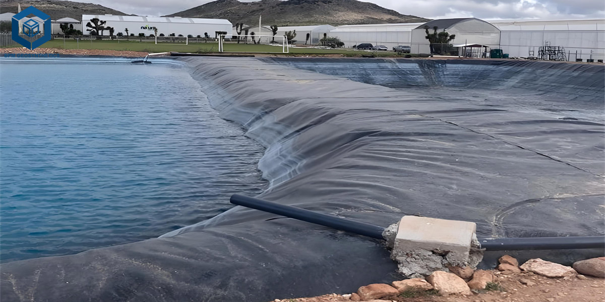 Supplier HDPE Geomembrane for Pond and Landfill Projects Supplier HDPE Geomembrane for Pond and Landfill Projects