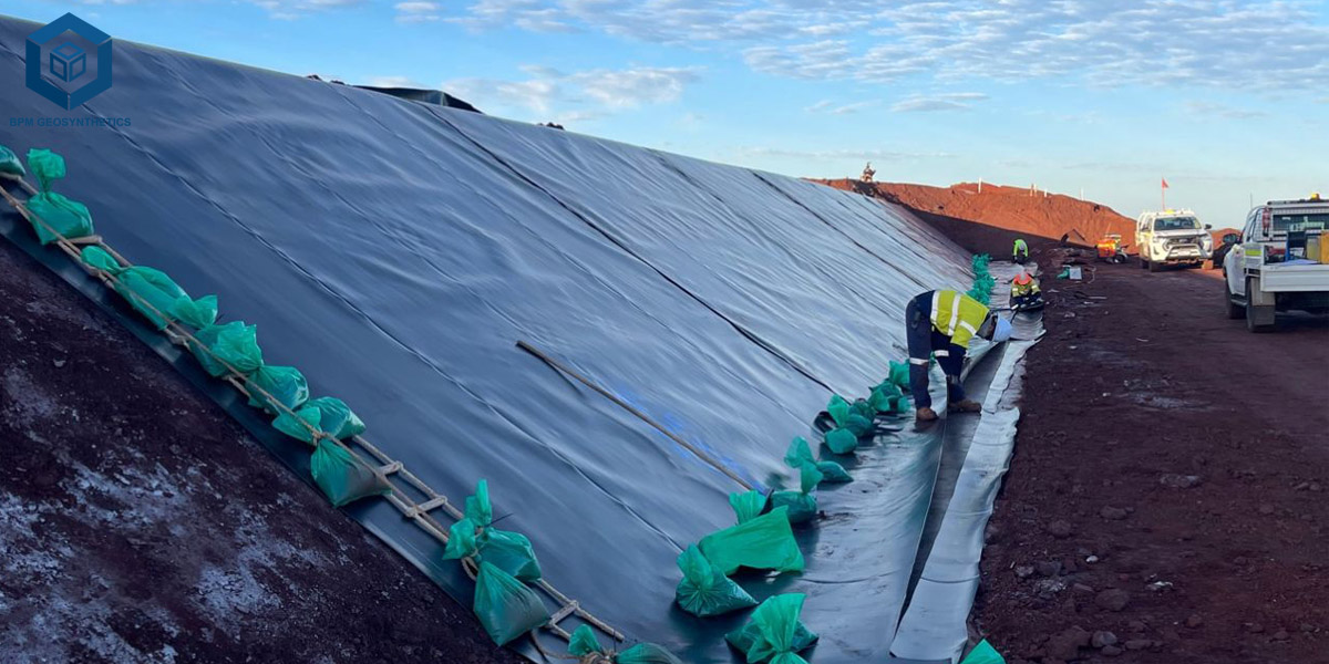 Màng địa kỹ thuật HDPE dùng cho hệ thống trữ nước công nghiệp