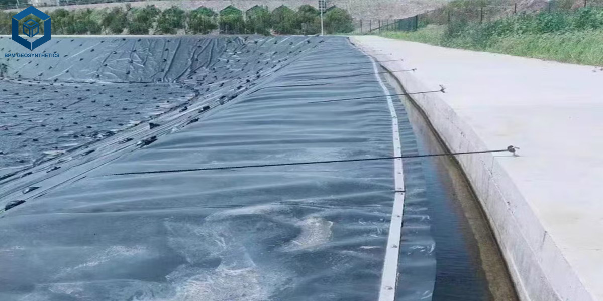 أغشية جيوسينثيتكس من بي بي إم لتطبيقات تبطين مدافن النفايات أغشية جيوسينثيتكس من بي بي إم لتطبيقات تبطين مدافن النفايات