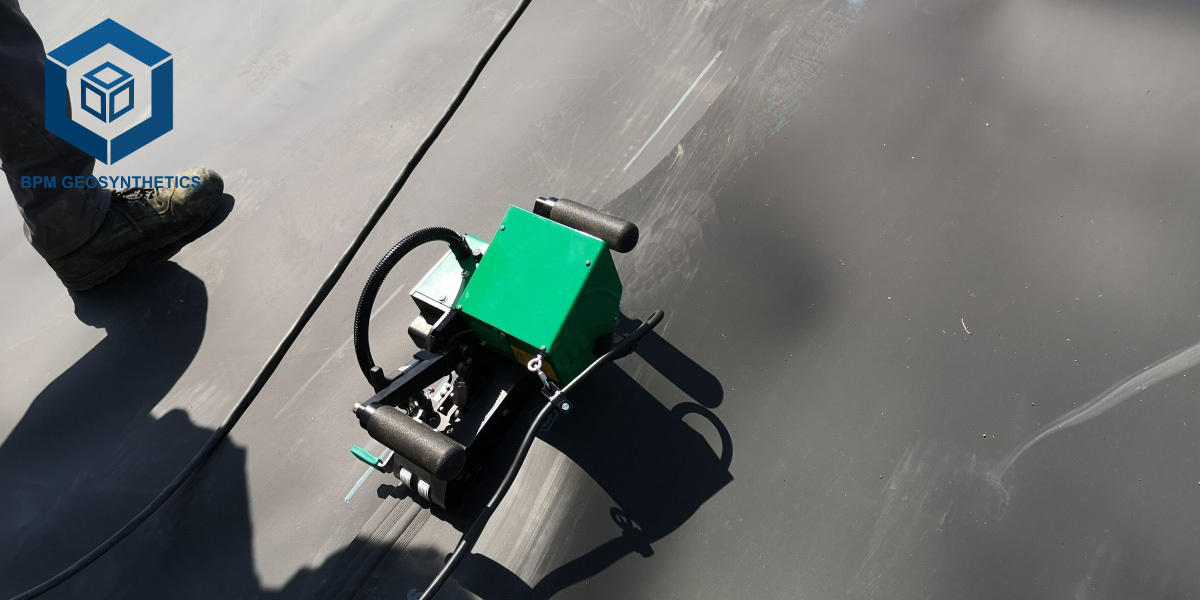 Geomembrane Welding Machine Price for Landfill and Mining Projects Geomembrane Welding Machine Price for Landfill and Mining Projects