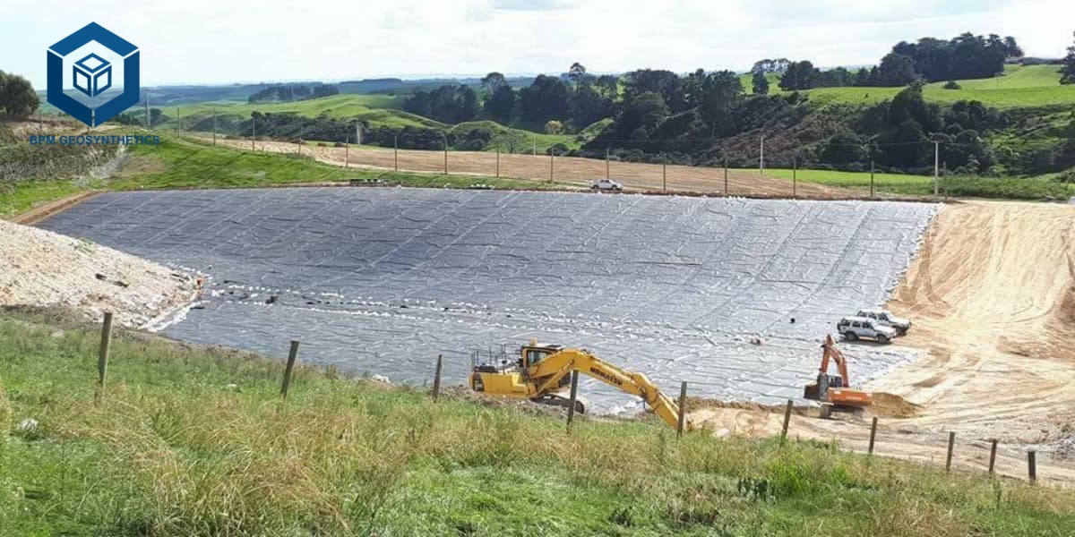 ราคาแผ่น Geomembrane สำหรับระบบกักเก็บขยะฝังกลบ