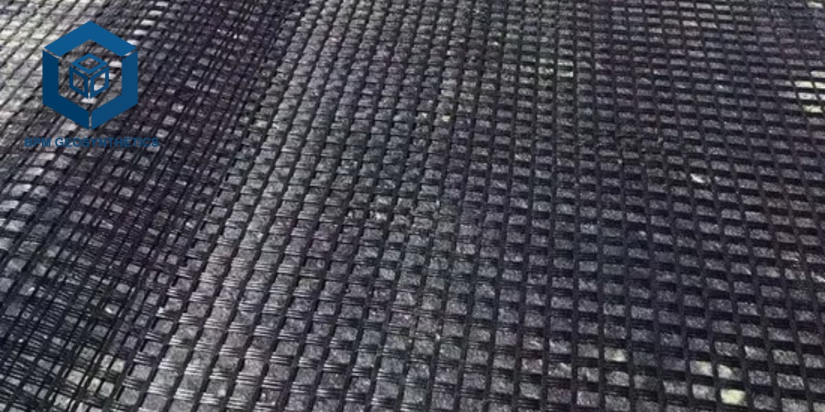Geomalla de fibra de vidrio para refuerzo de pavimentos asfálticos Geomalla de fibra de vidrio para refuerzo de pavimentos asfálticos
